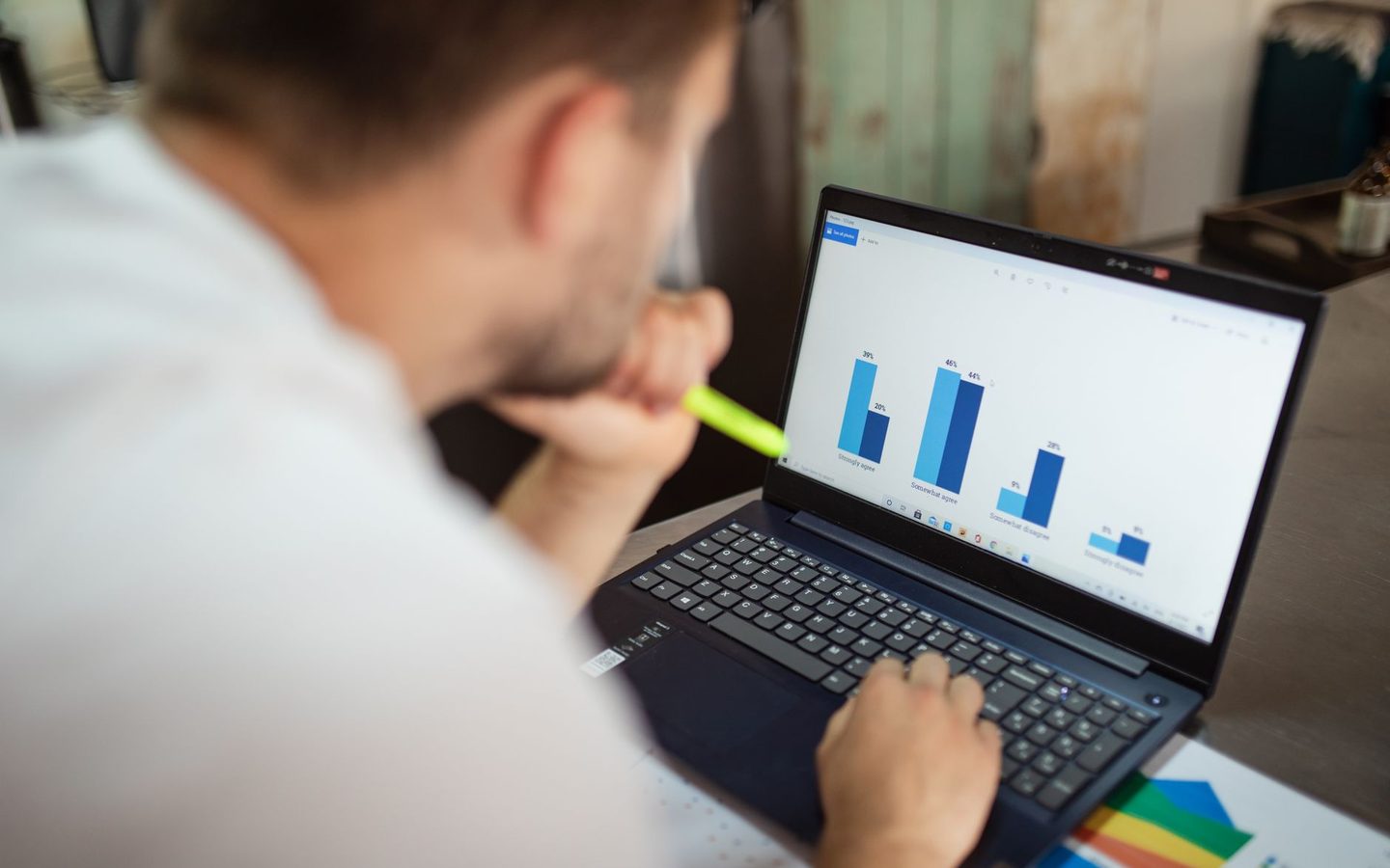 Analyste de données augmenté par l'IA
